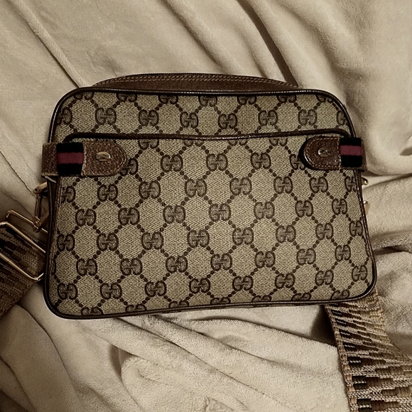 Gucci Bags Authentic Gucci Crossbody Purse Poshmark